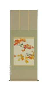 掛け軸／掛軸　四十雀（しじゅうから）（小川　和也）（尺五あんどん）(太巻き桐箱入）<br>【送料無料】【代引手数料無料】