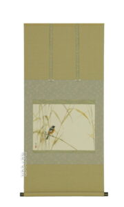 掛け軸／掛軸　尉鶲（小川　和也）（尺八横）(太巻き桐箱入）<br>【送料無料】【代引手数料無料】