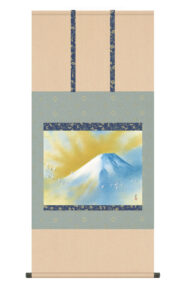 掛け軸(掛軸)【尺五】<br> 霊峰飛鶴（横山大観）【複製】<br>　名画　複製　日本製　富士山【送料無料】【代引き手数料無料】