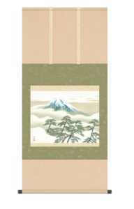 掛け軸(掛軸)【尺五】<br> 松に富士（横山大観）【複製】<br>　名画　複製　日本製　富士山　松　【送料無料】【代引き手数料無料】