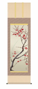 掛け軸【尺五】<br> 紅梅（小林古径）【複製】<br>床の間　モダン　巨匠　名作　和室　掛物　名画　複製画　日本製　小林　古径　梅　【送料無料】【代引き手数料無料】