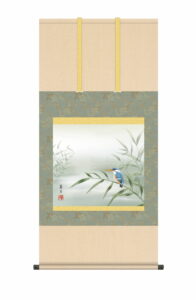 掛け軸 花鳥画 <br>かわせみ（吉井蘭月）<br>尺五　高さ115×幅54.5cm　床の間　モダン　和室　掛物　送料無料 代引手数料無料
