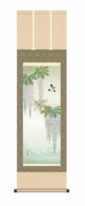 【掛け軸／掛軸／花鳥画】<br>藤花に小鳥（緒方 葉水）<br>春掛け　春飾り　藤　藤花　藤色　床の間　和室<br>　モダン　掛物　贈り物　花鳥画<br>【送料無料】【代引き手数料無料】