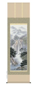掛け軸／掛軸【山水/尺五】<br>幽山渓谷（鈴村　秀山）<br>【送料無料】【代引手数料無料】