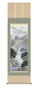掛け軸／掛軸【山水/尺五】<br>幽山渓谷（鈴村　秀山）<br>【送料無料】【代引手数料無料】