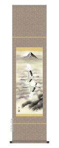 掛け軸(掛軸)【尺幅立】<br>富岳飛翔（鈴村　秀山）<br>【送料無料】【代引き手数料無料】